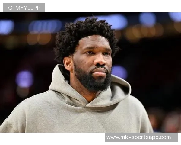 小莫里斯谈恩比德训练态度称其表现依然出色70分之战未做热身 小莫里斯谈恩比德训练态度称其表现依然出色70分之战未做热身