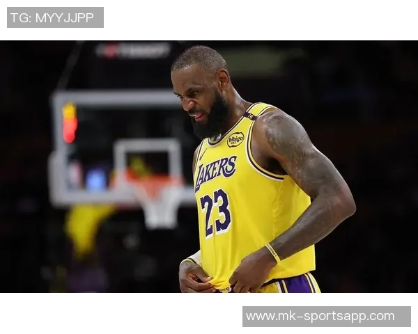 苏群分析湖人交易策略夏季引援需考虑詹姆斯退役后的长远价值 苏群分析湖人交易策略夏季引援需考虑詹姆斯退役后的长远价值