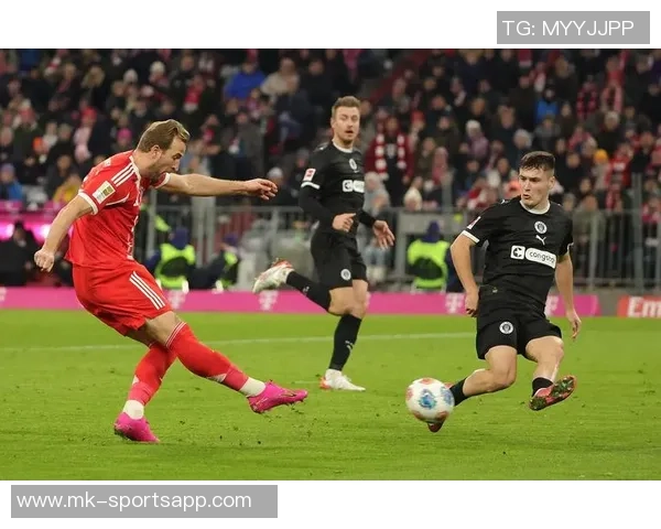 孔帕尼强调迪亚斯无需负荷管理我将减少训练参与频率