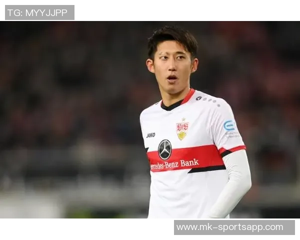 伊藤洋辉精彩抽射破门助拜仁领先萨尔茨堡迎来2026年首球