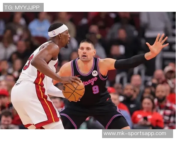 阿德巴约称赞拉松场上表现出色他的选择总是最合理的 阿德巴约称赞拉松场上表现出色他的选择总是最合理的